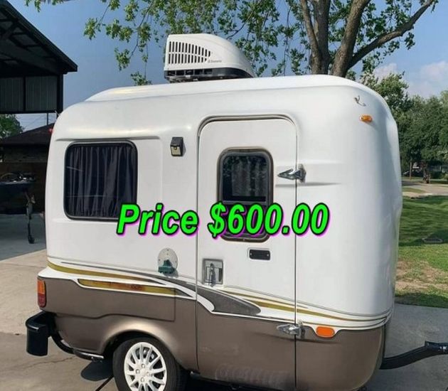 Photo Tremendous Ride 1984 Rare vintage camper.$600