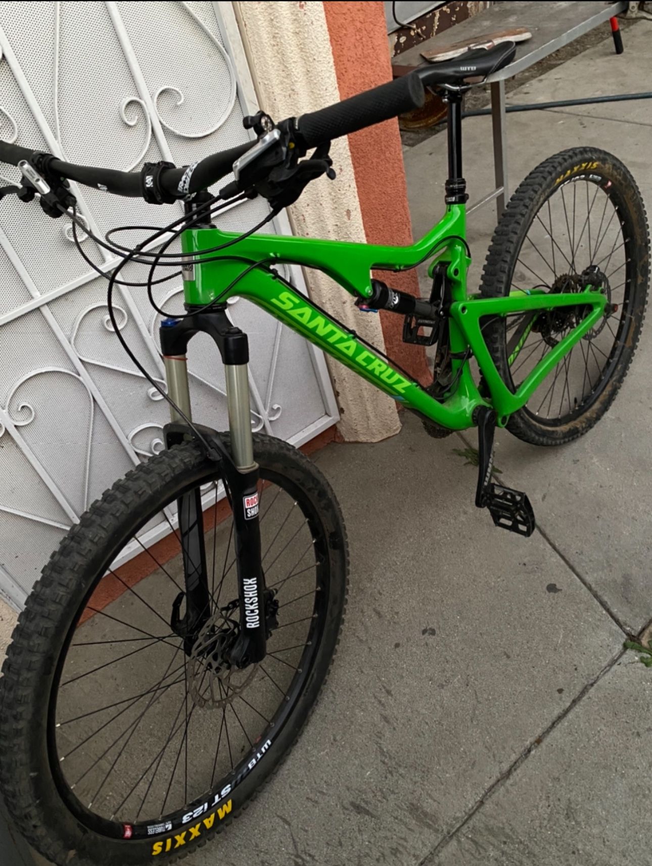 Santa Cruz Bronson C