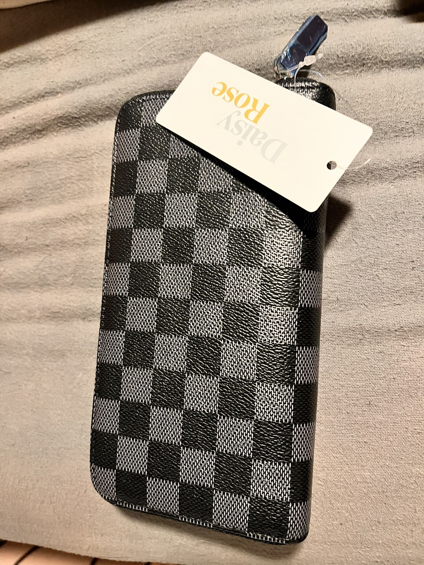 Women’s Checkered Wallet, New With Tags