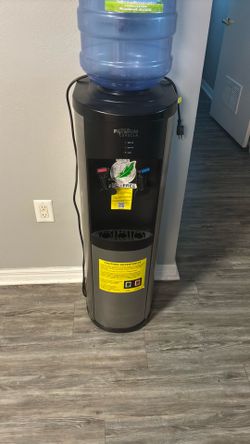 Water disposer with tank attached