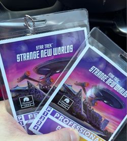 Comic-Con 2 badges - 4 day