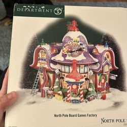 Department 56 North Pole Board Games Factory