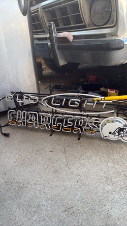 Los Angeles Chargers Helmet Beer 24" Neon Light Sign Lamp Bar Open Wall Decor