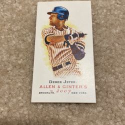 Rare 2007 Derek Jeter Mini Card- New York Yankees 