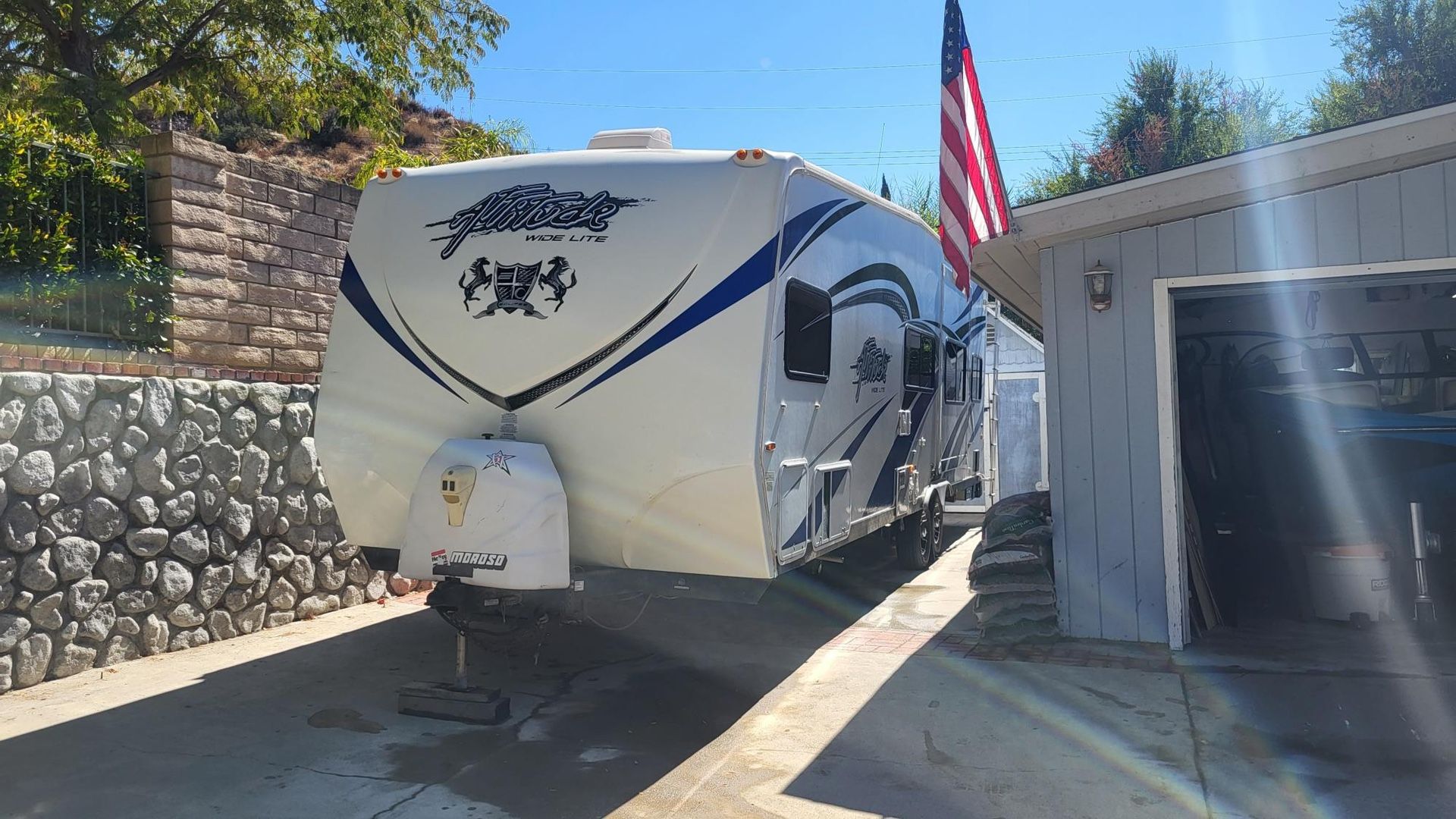 2014 attitude eclipse