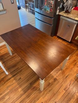 Country Farmhouse Table + FREE 4 placemats & 2 table runners