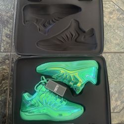 Nike Warning Label KD18 LX