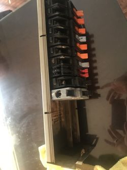 Zinsco breaker box with 10 breakers