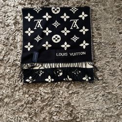 Louis Vuitton Scarf