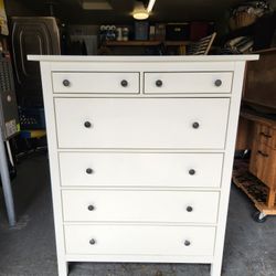 IKEA HEMNES 6 Drawer White Glossy CHEST DRESSER-Excellent Condition!