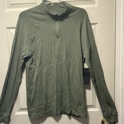 Fabletics The Training Day Long Sleeve Quarter Zip Size Large Green NWT