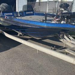 1993 Champion 184 DCR Elite