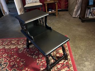 Old vintage end table