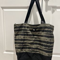 PINK Green And Black Tote With Zipper