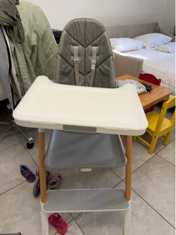 Skip hop Sit to step high chair