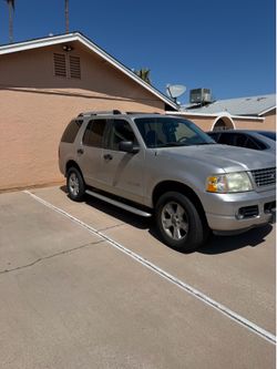 2005 Ford Explorer