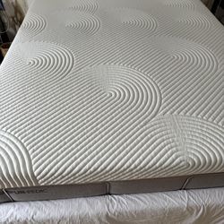 Tempurpedic Cal King