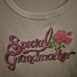 Perfect Gift Women's T shirt "Special Grandma" New