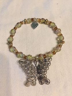 Handmade Stretch Bracelet with Glass Beads and Charm (27)