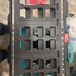 New Milwaukee 20 in. x 30.75 in. Wall Plate in Black