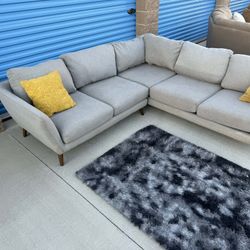 Modern Sectional Sofá 