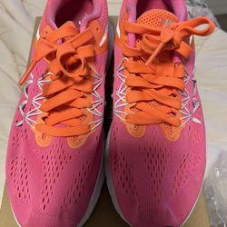 Nike Hot Pink Tennis Shoe  Size 9