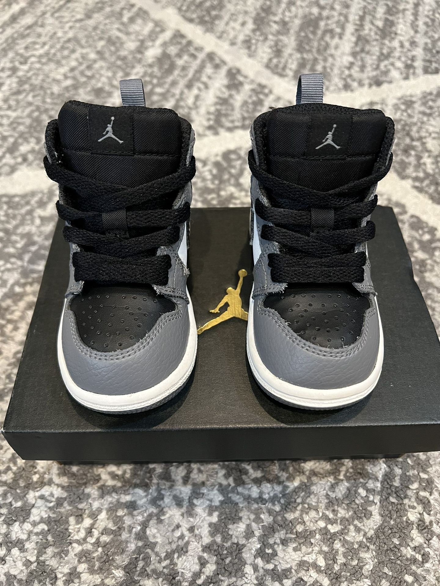 Jordan 1 Retro High Size 5C Cool Grey/white
