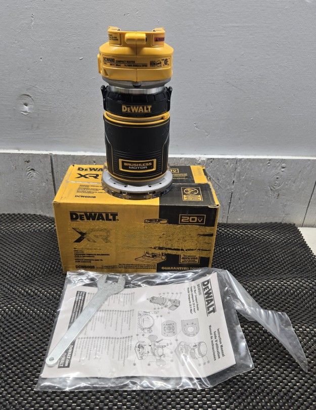 Dewalt  Router 