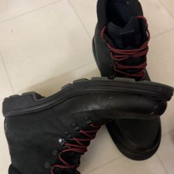 Solid Boot For All Types Of Work