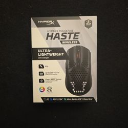 Gaming Mouse: HyperX Pulsefire Plus Wireless Ultra Lightweight