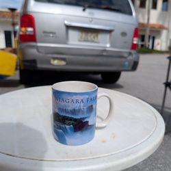 Mug Niagara Falls
