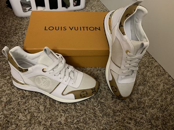 Louis Vuitton sneakers size 9 women for Sale in Arlington, TX - OfferUp
