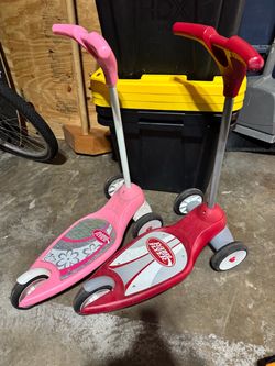 Kids scooter pair