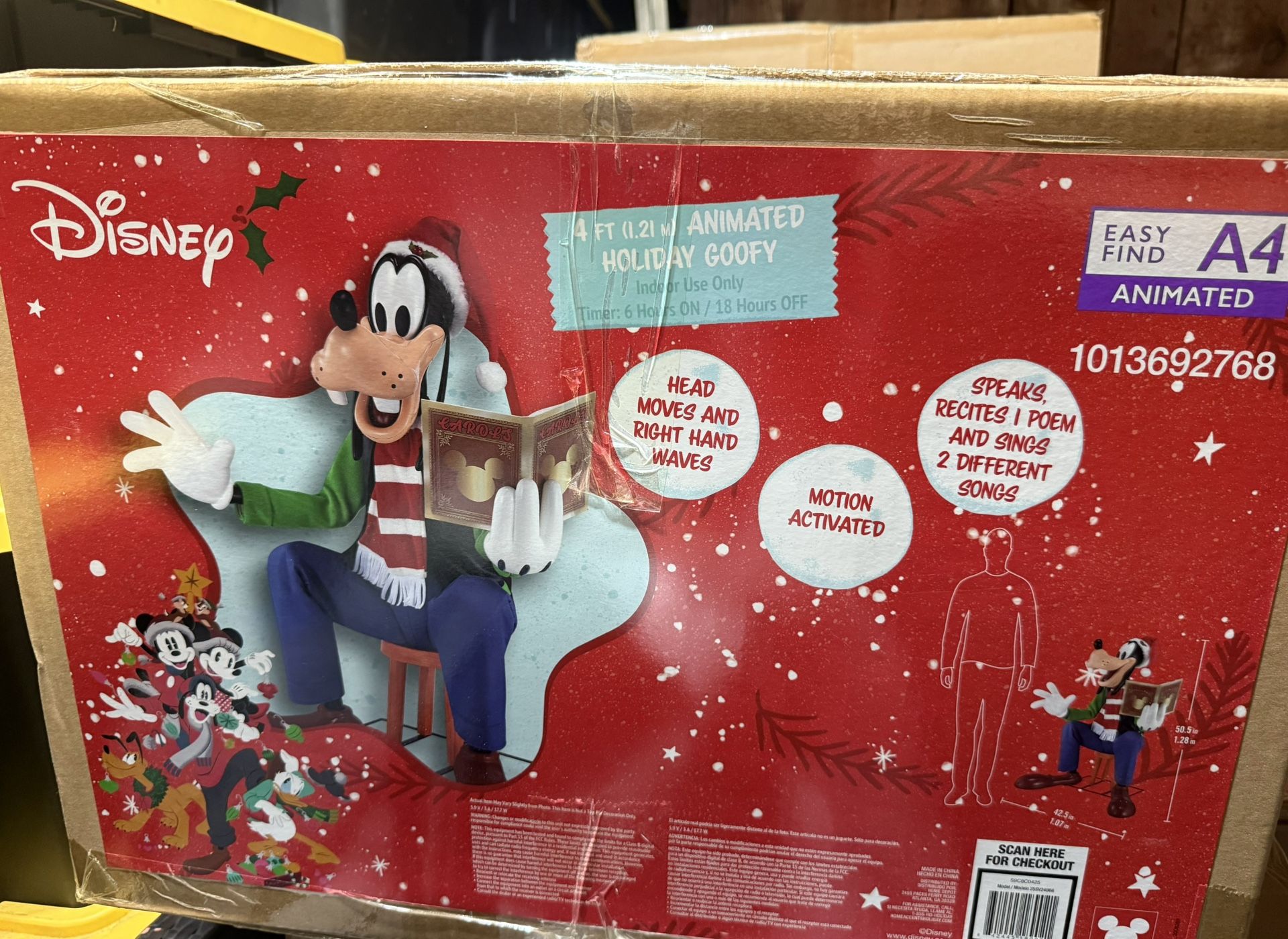 Disney Animated Holiday Goofy