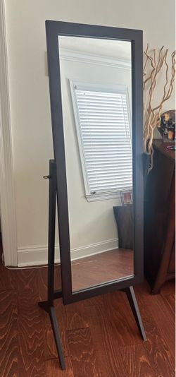 Floor mirror