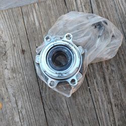 Hub Assembly 2007-2020 Nissan. OEM.