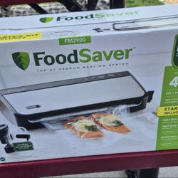 FoodSaver FM2900 Vacuum Sealer – Brand New in Box