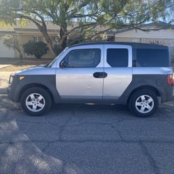 2004 Honda Element 