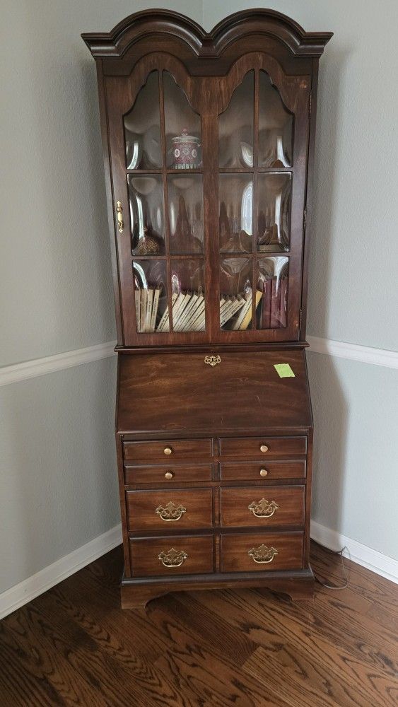 ESTATE SALE - EVERETT WA
