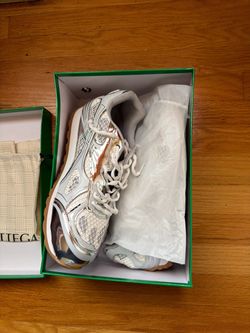 Bottega Veneta Orbit Sneakers