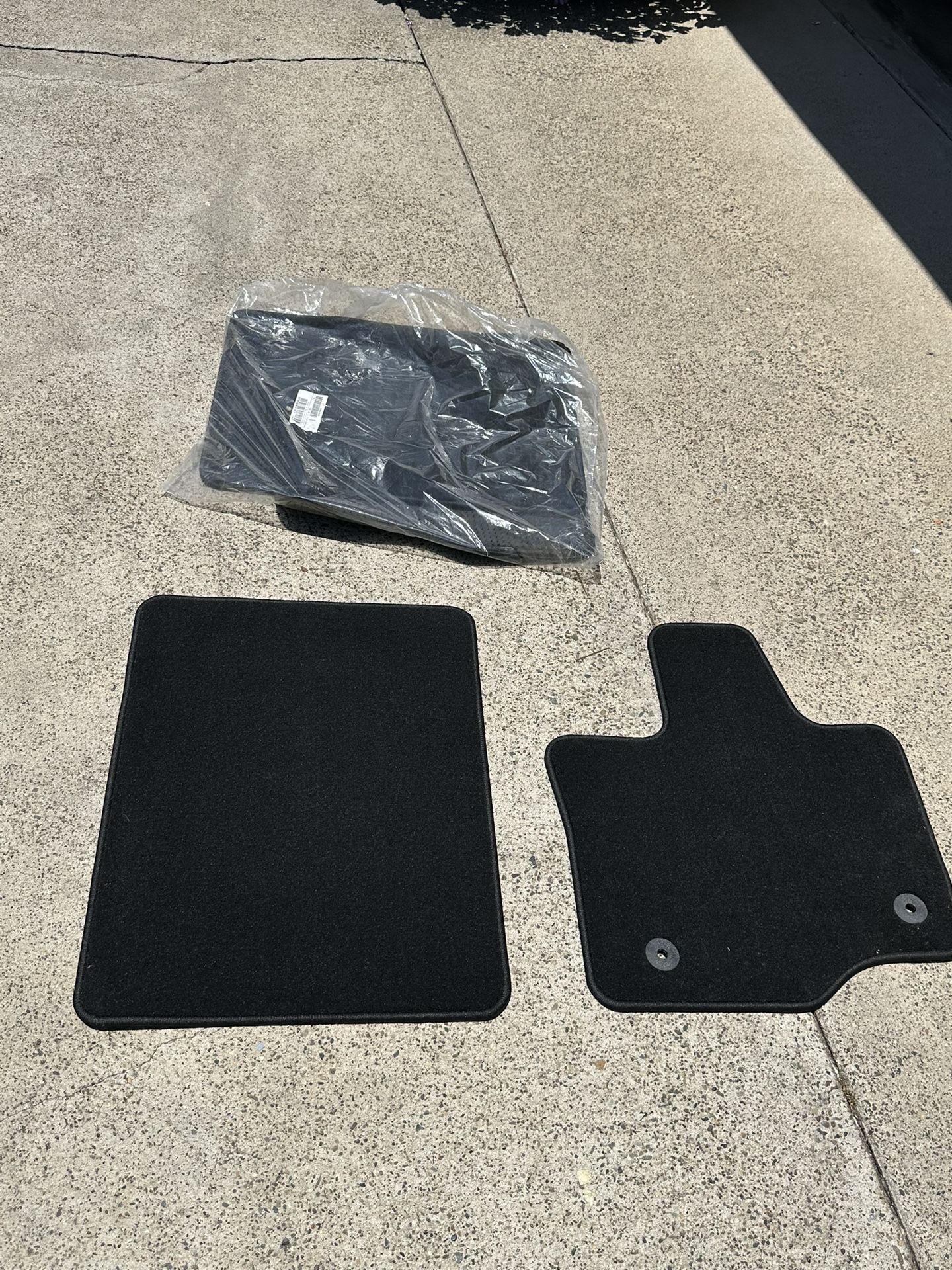 Ford F150 Truck Crew Cab Genuine OEM Black Floor Mats, 2015-2020, 4 Piece Set, Brand New