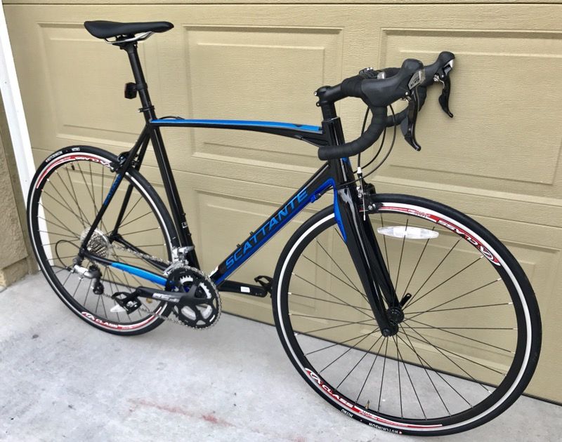2014 Scattante R570 Road Bike - Shimano 105 (57cm)