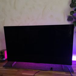 LG OLED42C2PUA 42" 4K UHD OLED Smart TV