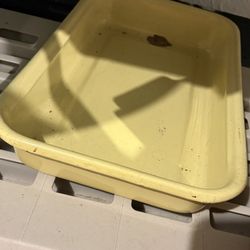 Vintage Yellow Pan 