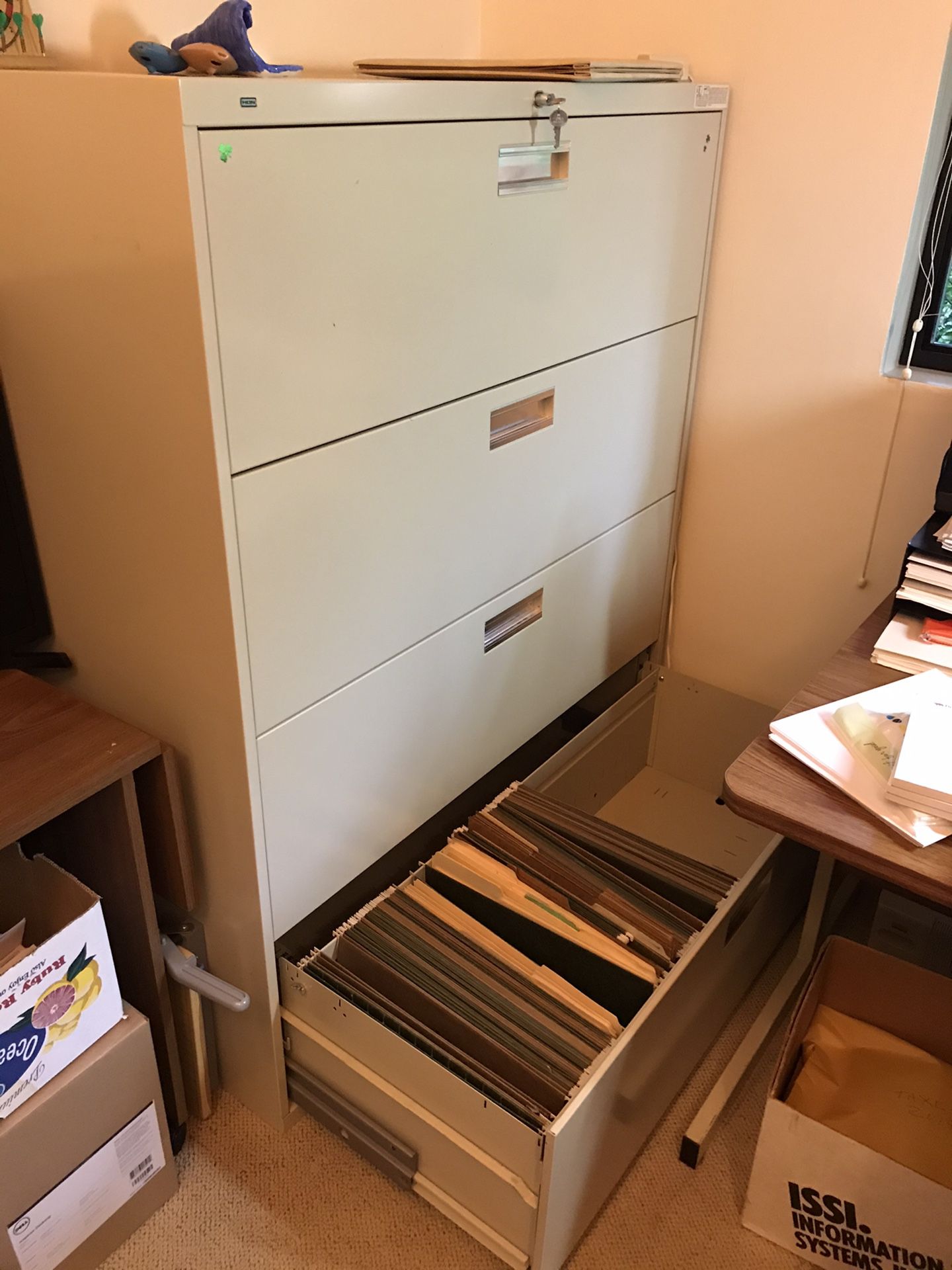 Hon 4 drawer lateral legal file cabinet