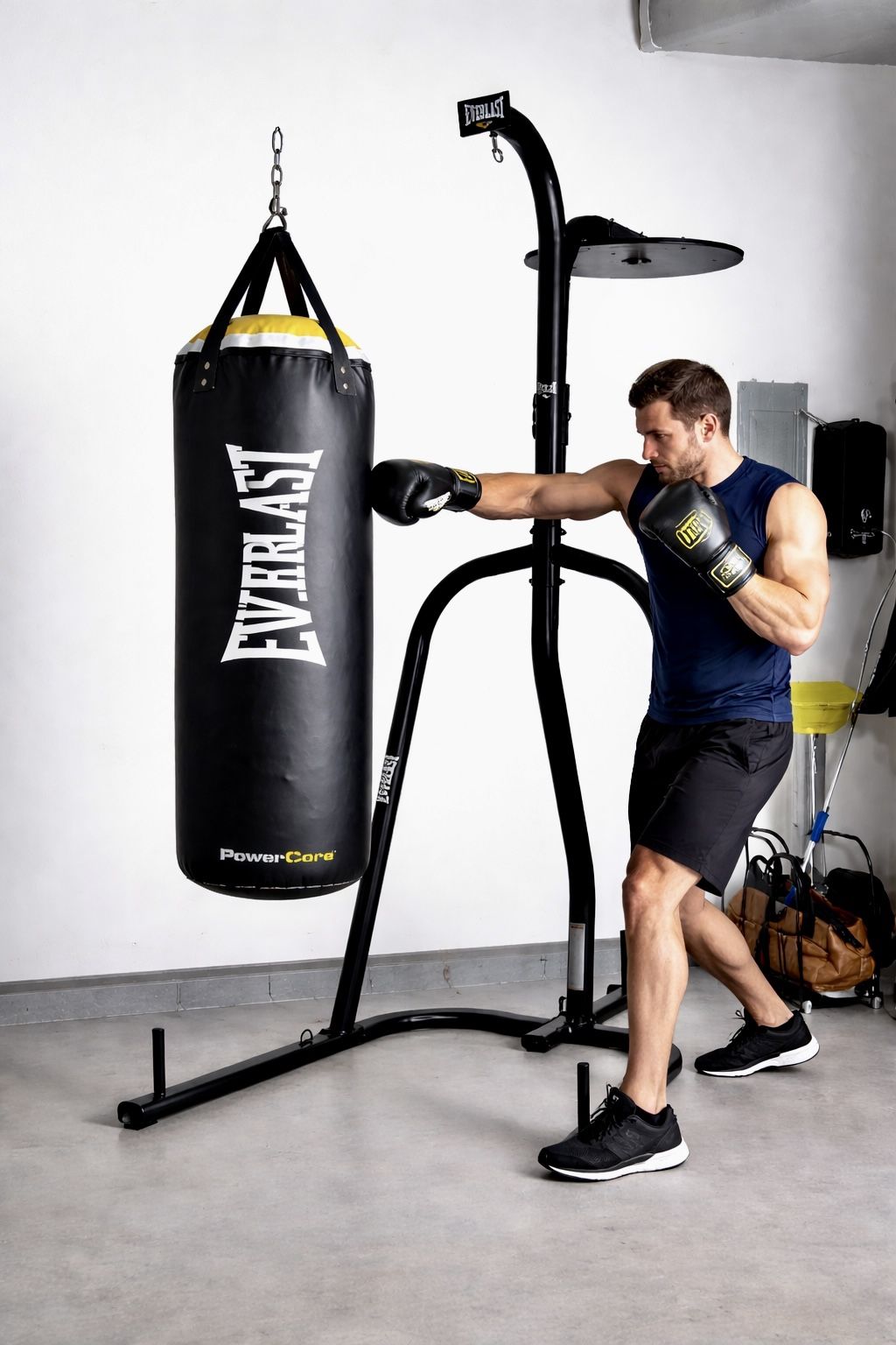 Everlast Dual Station Stand & 100-lb. PowerCore Heavy Bag