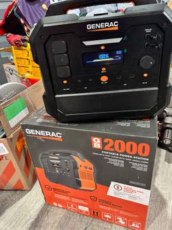 Generac
1600W Output / 3200 Peak 2106Wh Portable Battery Power Station with Push Button Start and Solar Charging - GB2000