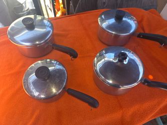 Set of Stainless Steel Pans with Lids