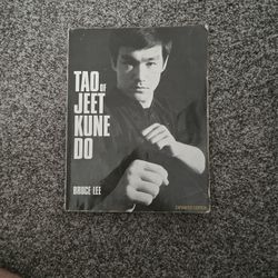 Bruce Lee Tao Of Jeet Kune Do Book