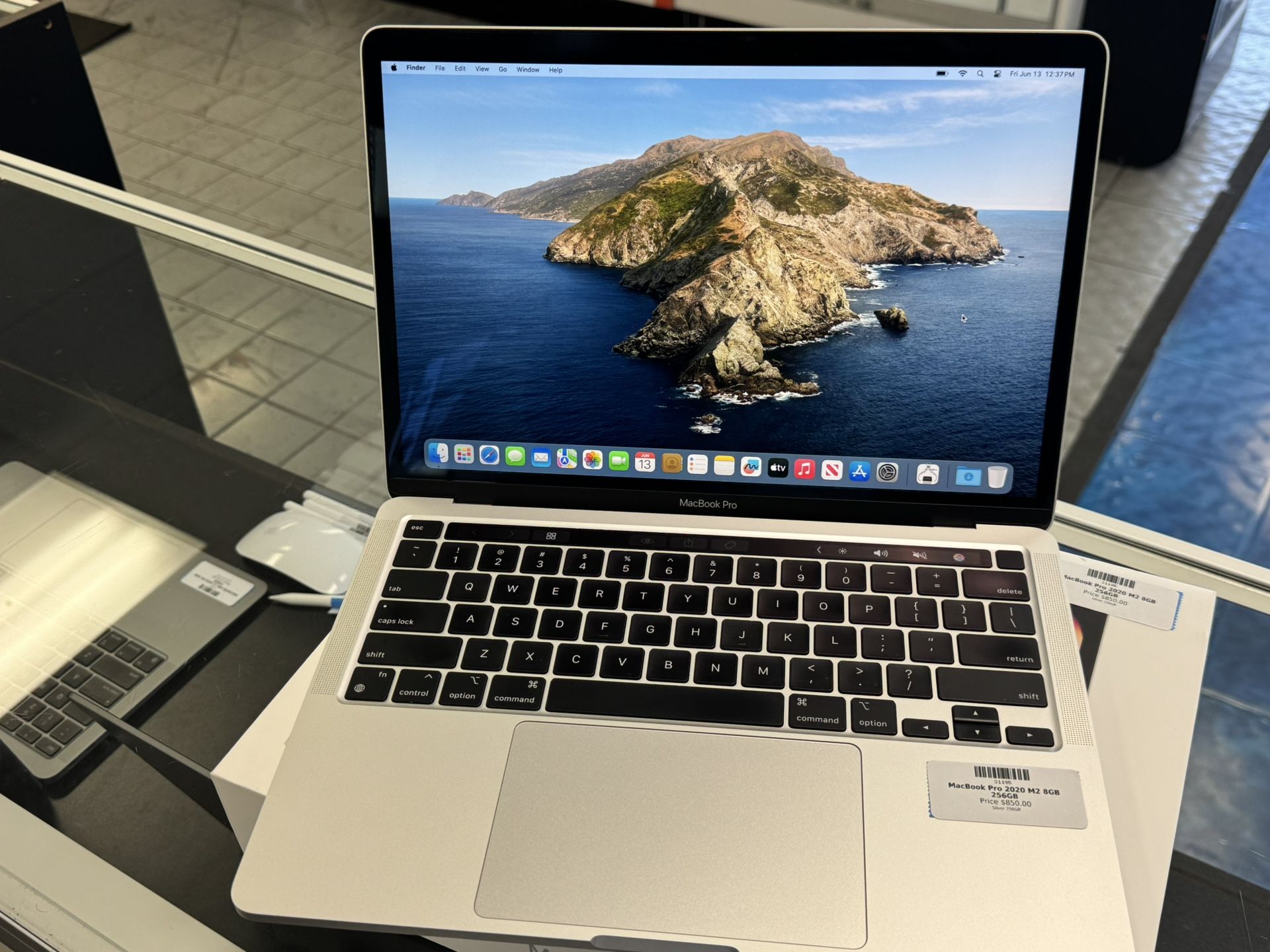 MacBook Pro 2020 M2 8GB 256gb